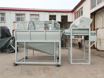 High humidity mushroom substrate bag separator
