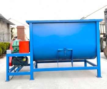 Mushroom substrate mixing machine