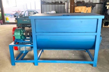 Mushroom substrate mixing machine